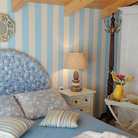 Agnadi Suites Episkopos Luaran gambar
