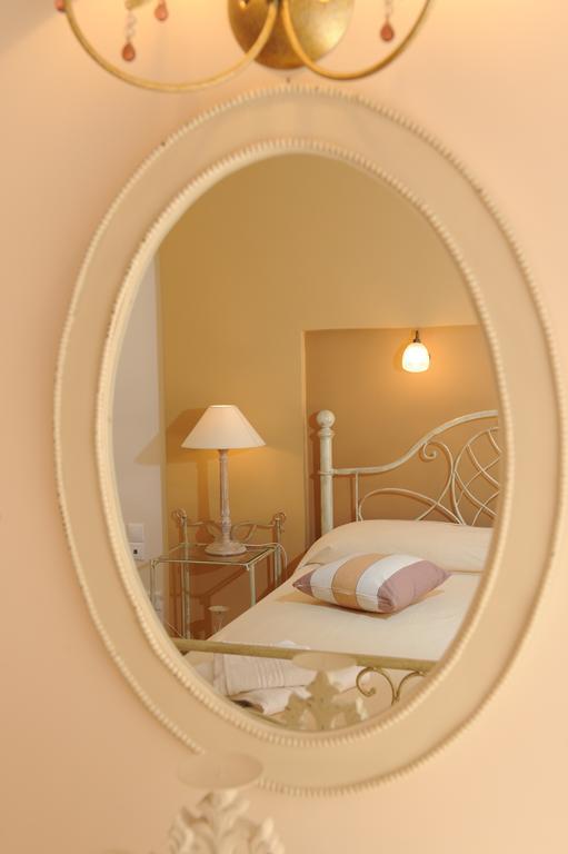 Agnadi Suites Episkopos Luaran gambar